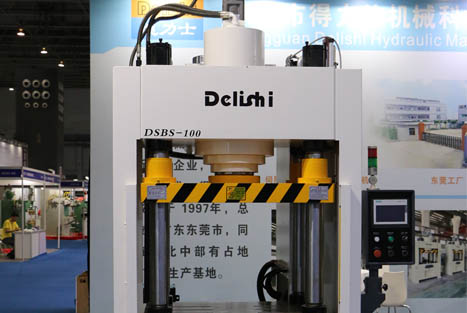 Application of Four Column Hydraulic Press