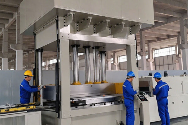 Safety Checks Before Operating a Hydraulic Machine